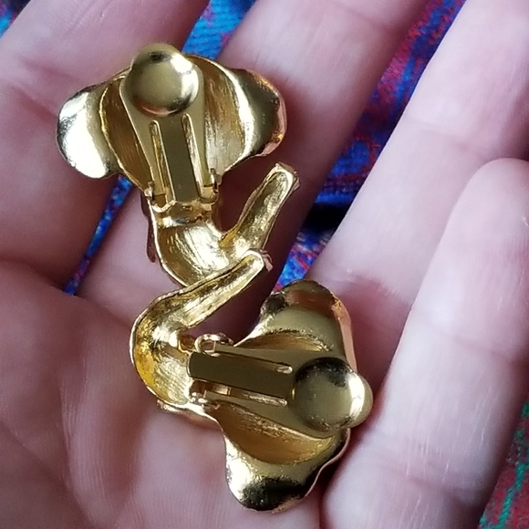 Relisted - Elephant clip earrings gold tone green eyes chunky - Picture 9 of 9